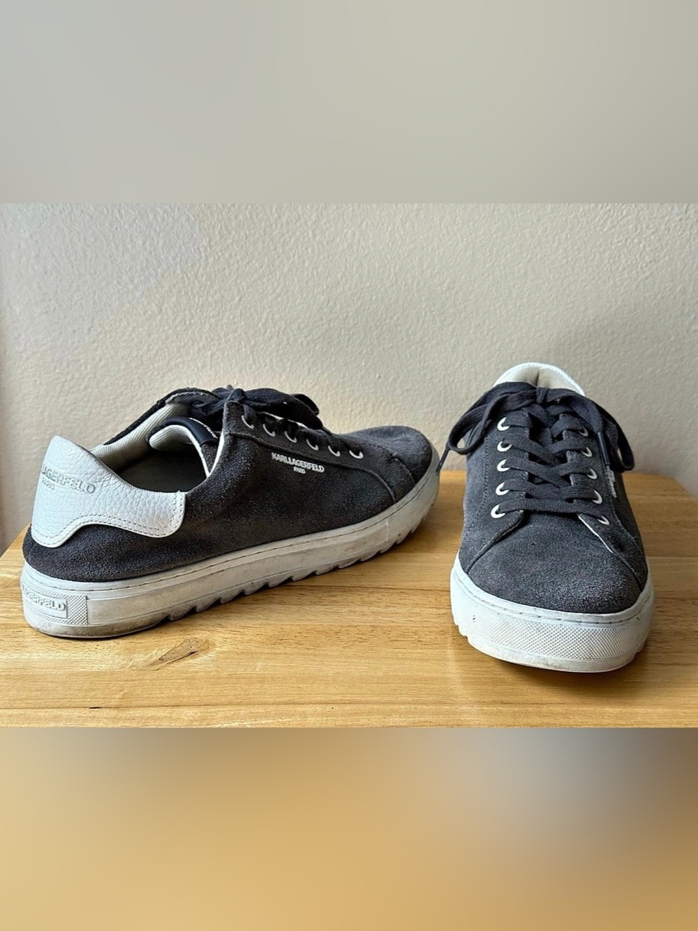 Karl Lagerfeld Paris LF4S1021 Gray Suede Leather Sneakers Men’s 12M